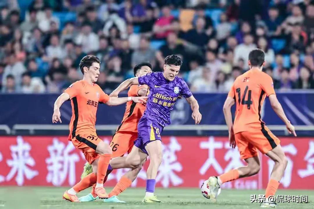 长春亚泰主场不敌广州恒大，积分排名跌落