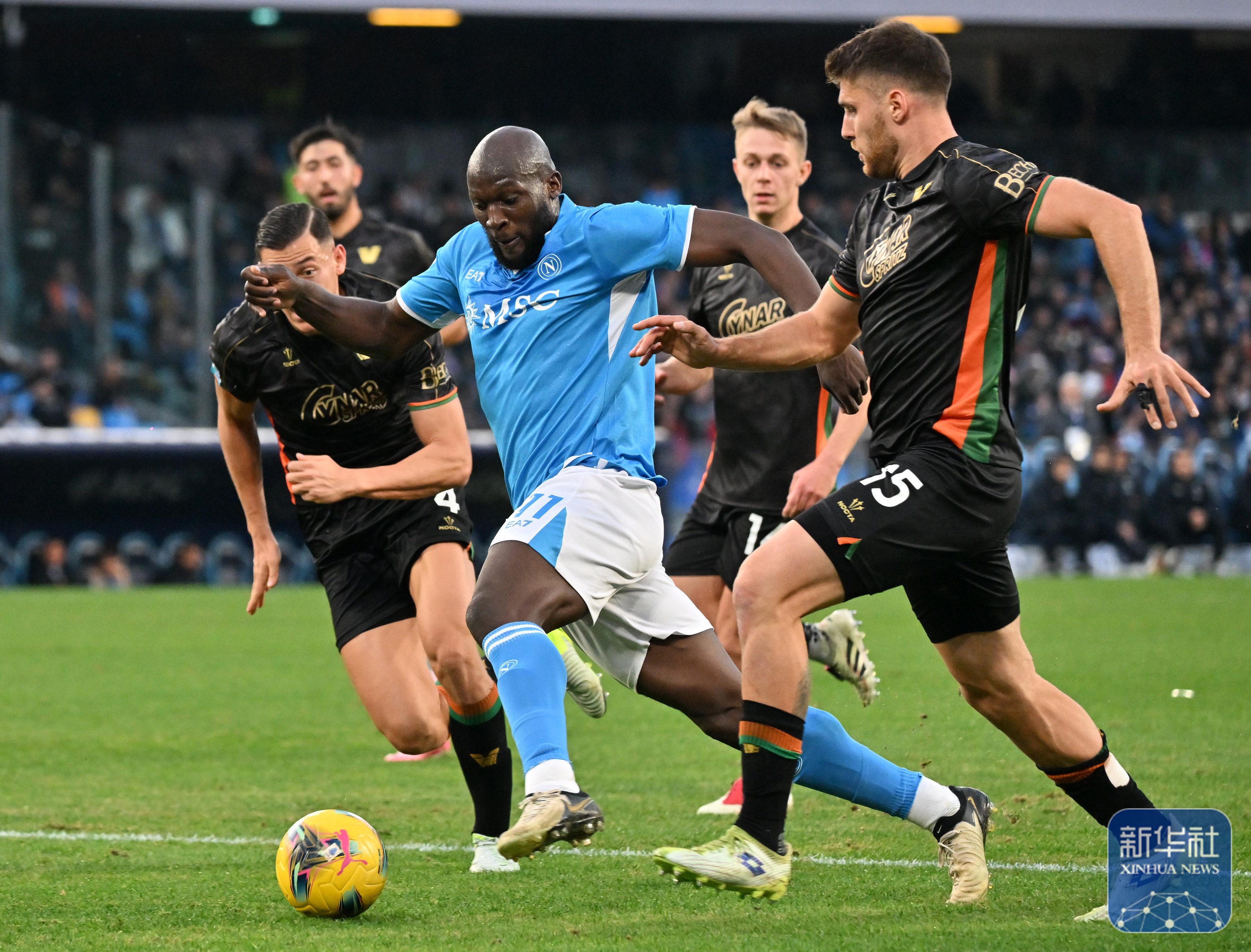 那不勒斯主场大胜罗马，赛季状态正佳