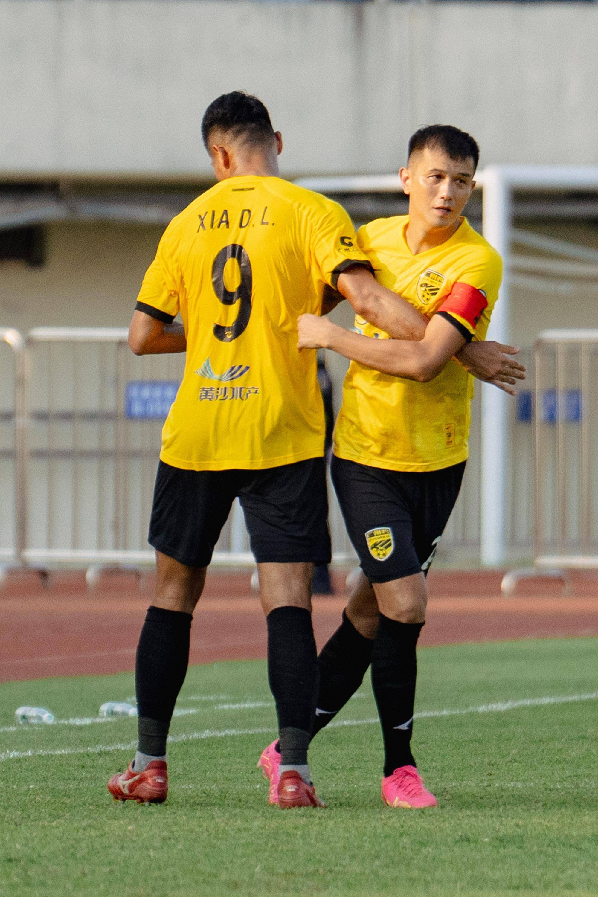 九游体育在线-河南建业主场战胜广东富力，展现雄心与自信的简单介绍