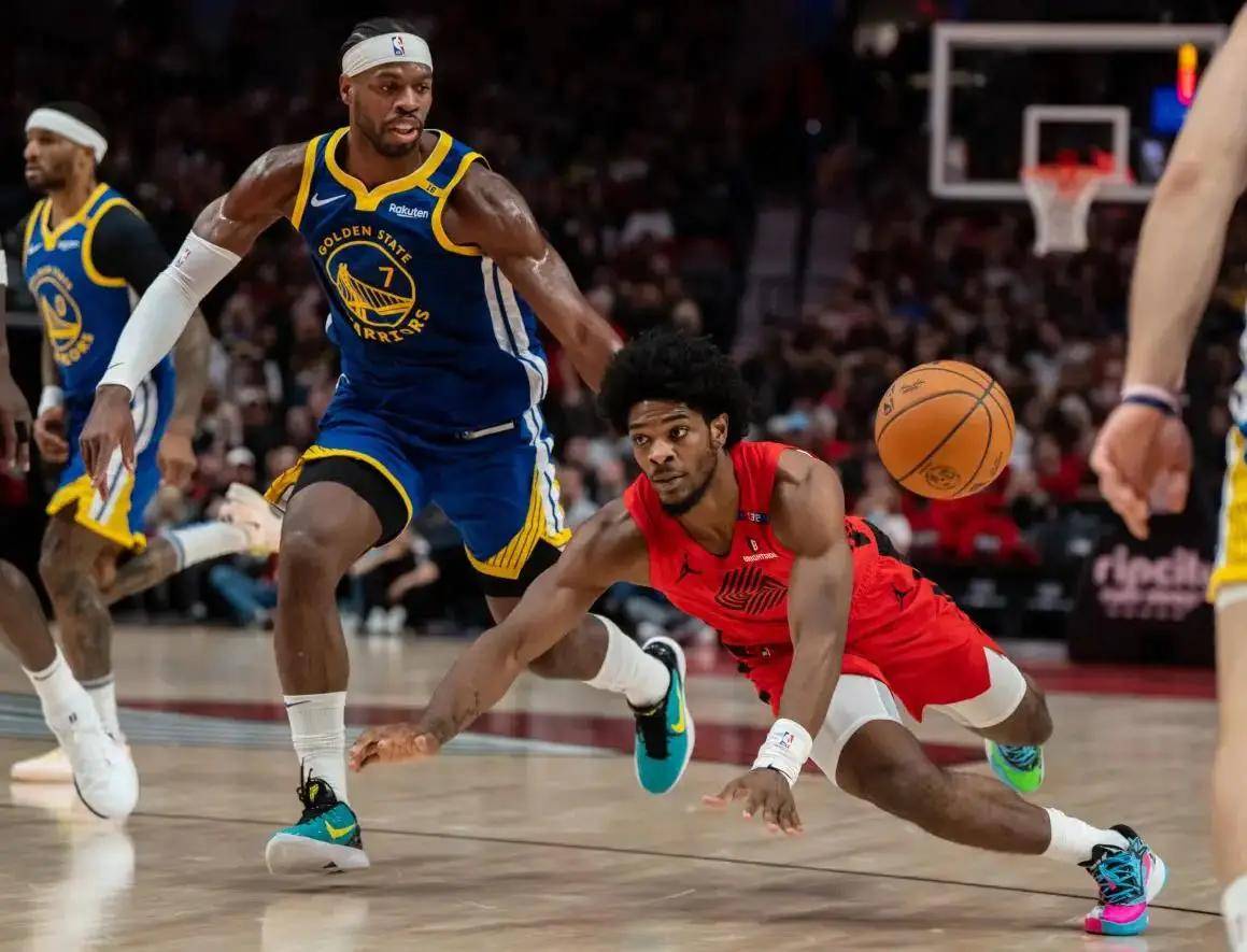 九游体育app-开拓者主场告捷，稳居西部前列