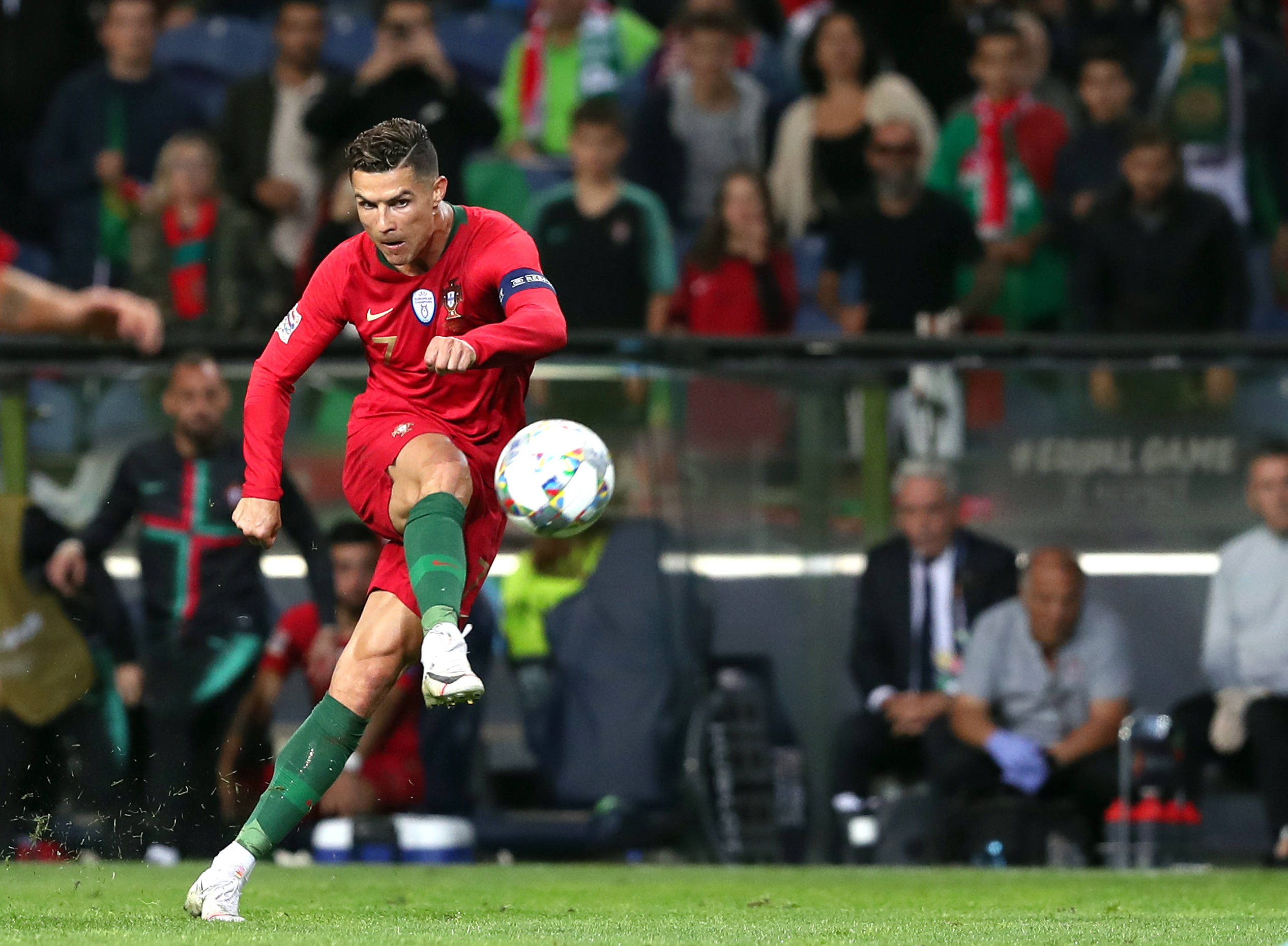 -葡萄牙晋级决赛，对阵英格兰