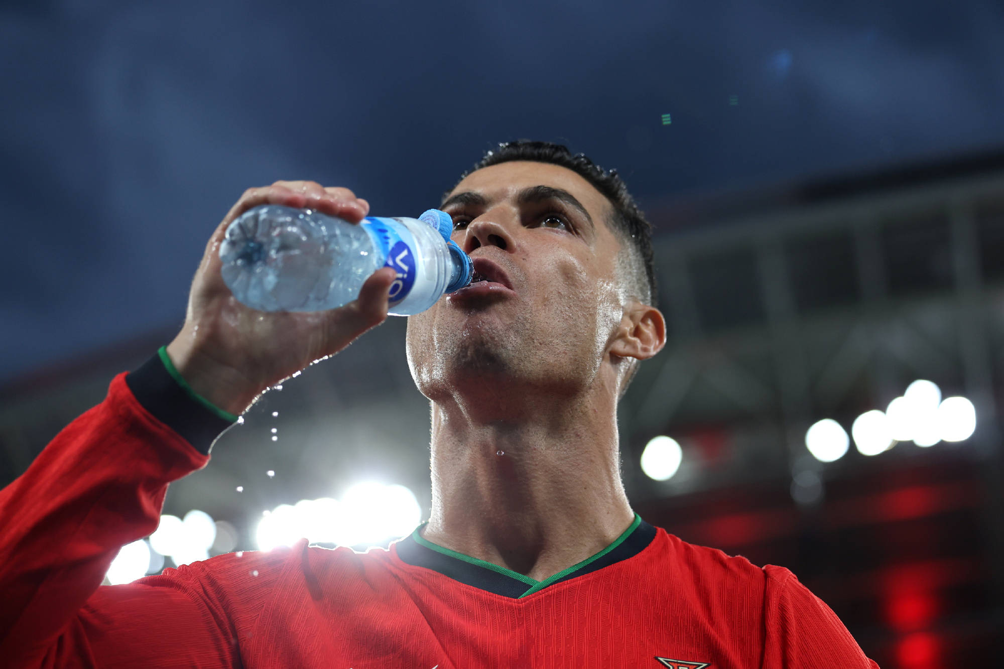 九游体育官方登录入口-捷克共和国队在比赛中遭受打击，士气不高的简单介绍