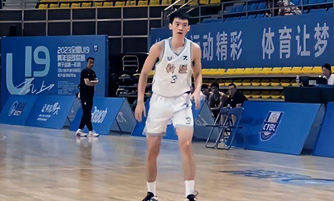 明日之星：利兹联青年队获重要胜利