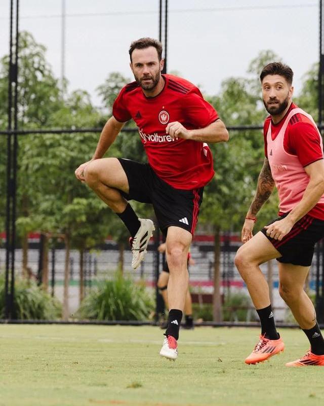 九游体育在线登录-澳大利亚球员士气高昂准备比赛