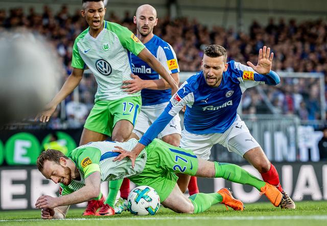 关于英格兰队员表现火热，连战连胜晋级下阶段的信息