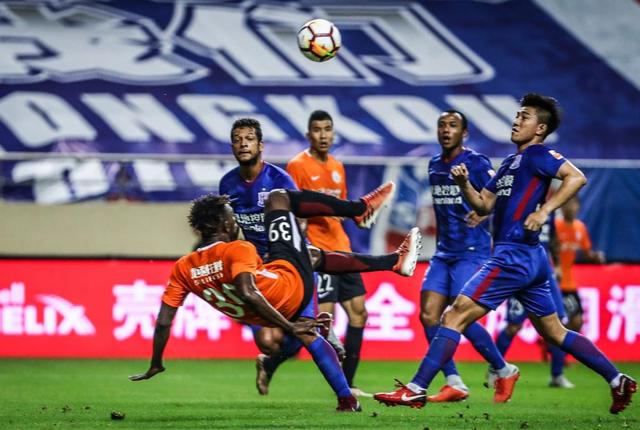 九游体育网页版-比赛中球队发挥失常，输掉胜利