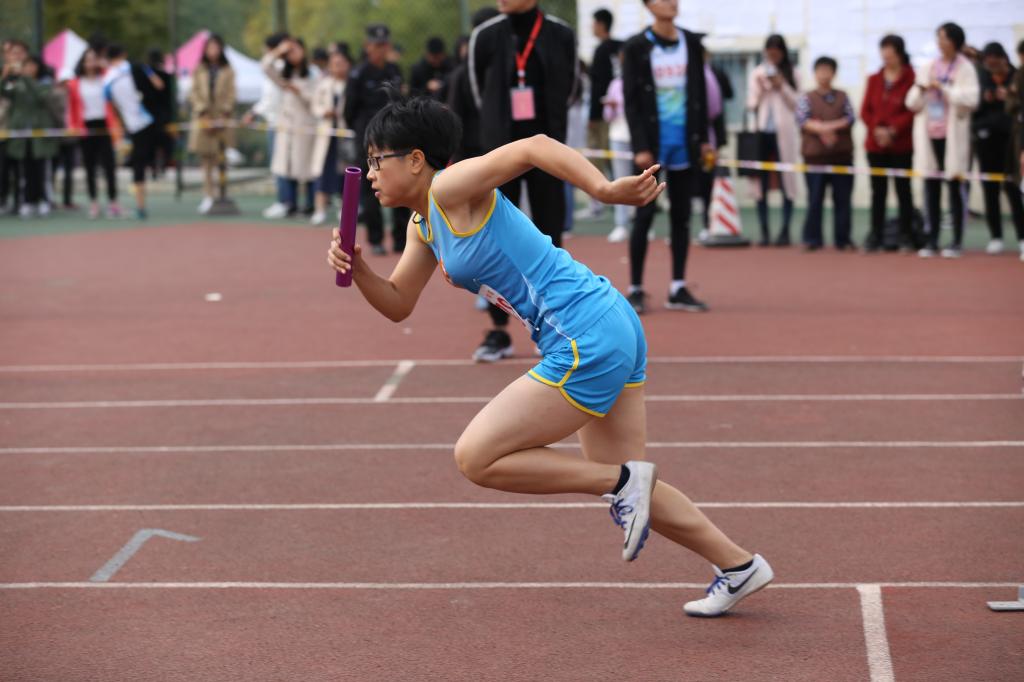 超越自我!球队团结拼搏展现出色表现的简单介绍 超越自我!球队团结拼搏展现出色表现的简单介绍