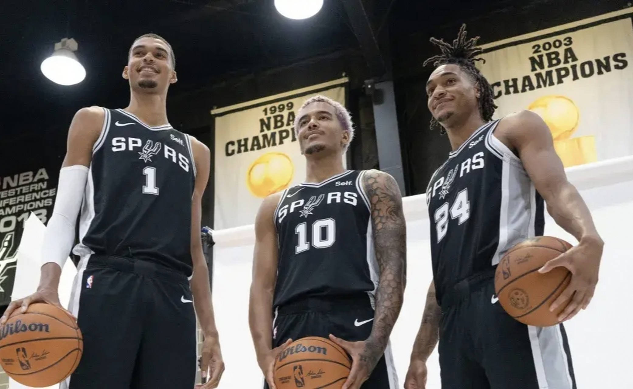 九游体育官网入口-猛龙豪取胜利，普拉姆利全场得分的简单介绍