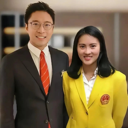 九游体育网页版入口-日本跳水队巧夺冠军，庆祝喜悦的简单介绍