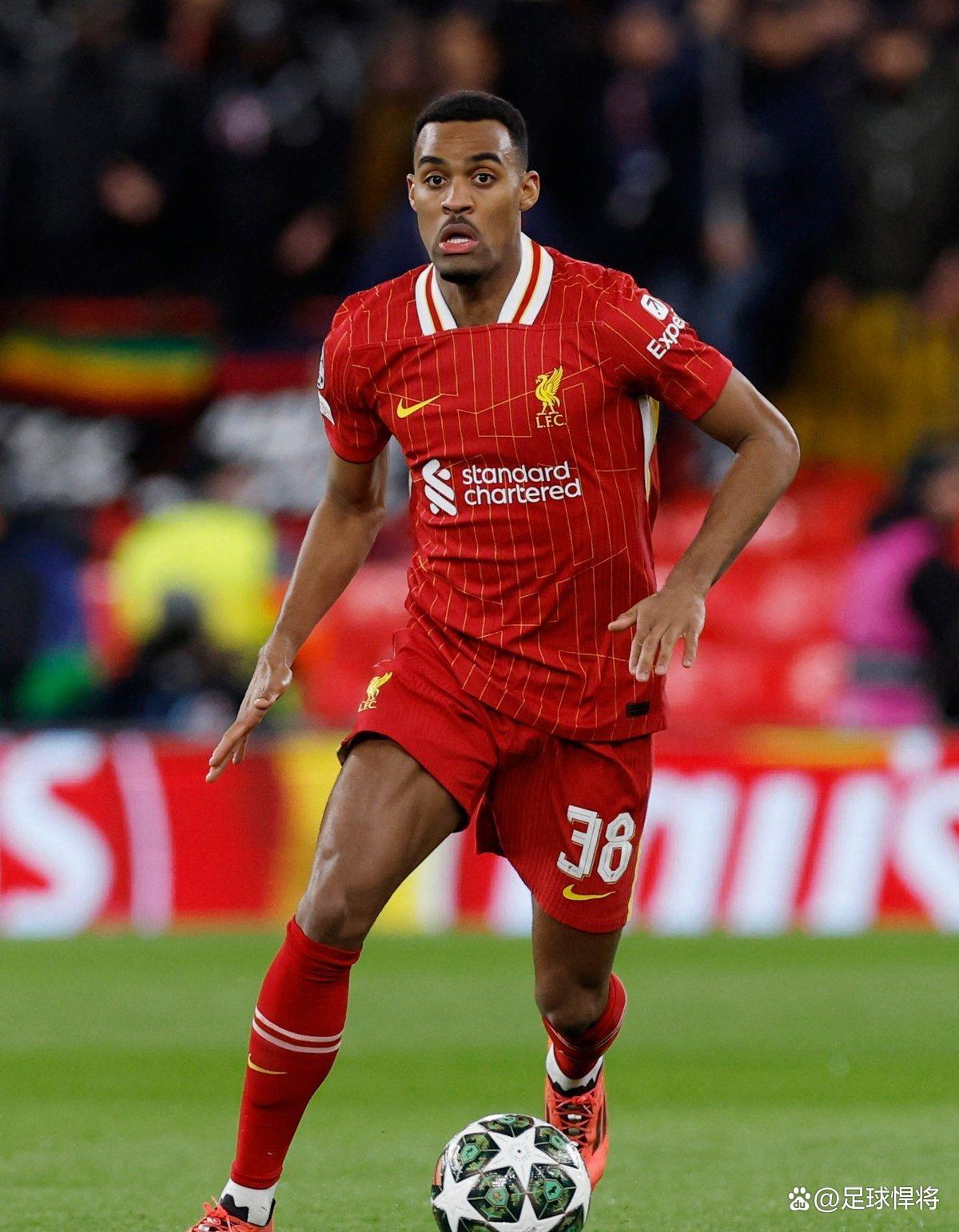 包含利物浦中场患伤上阵，团队合作密切的词条