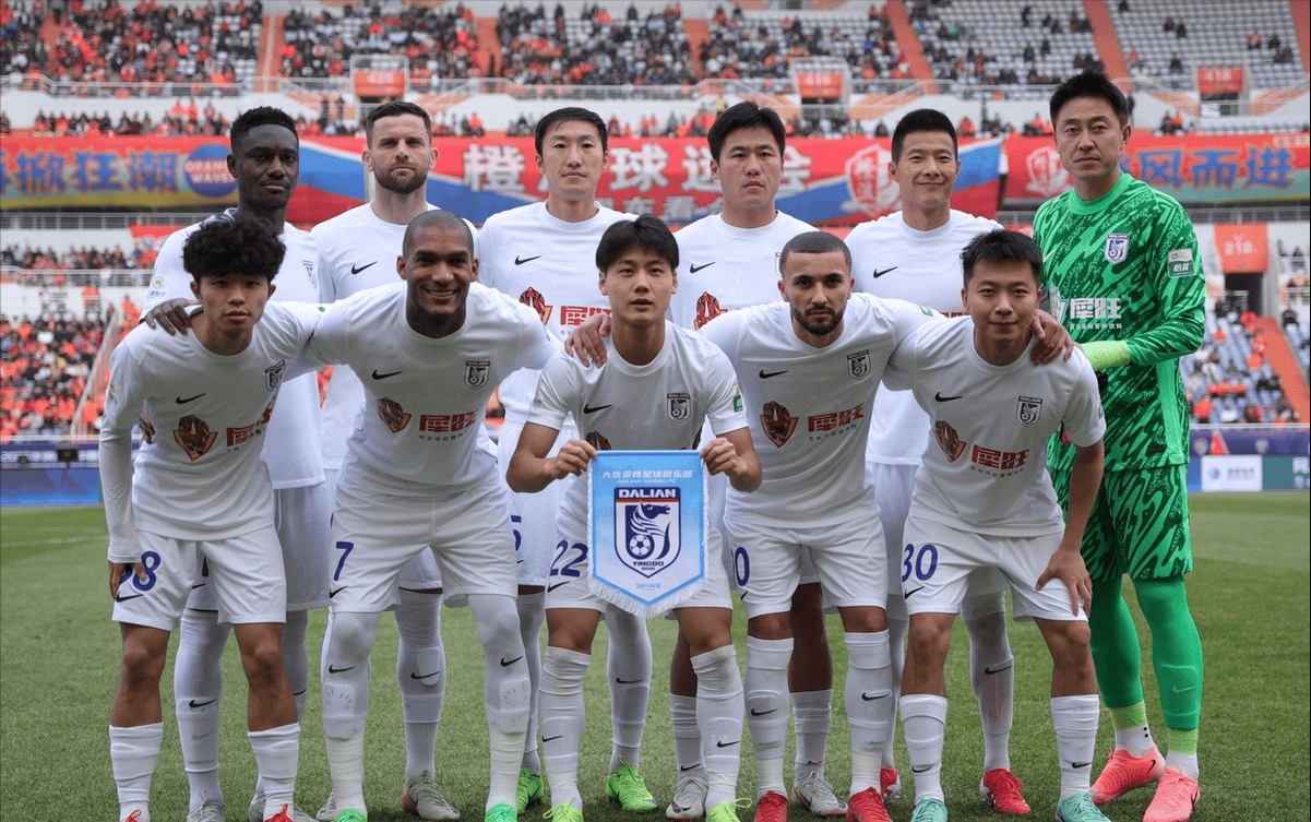 球队主场氛围热烈，球迷支持度高涨的简单介绍