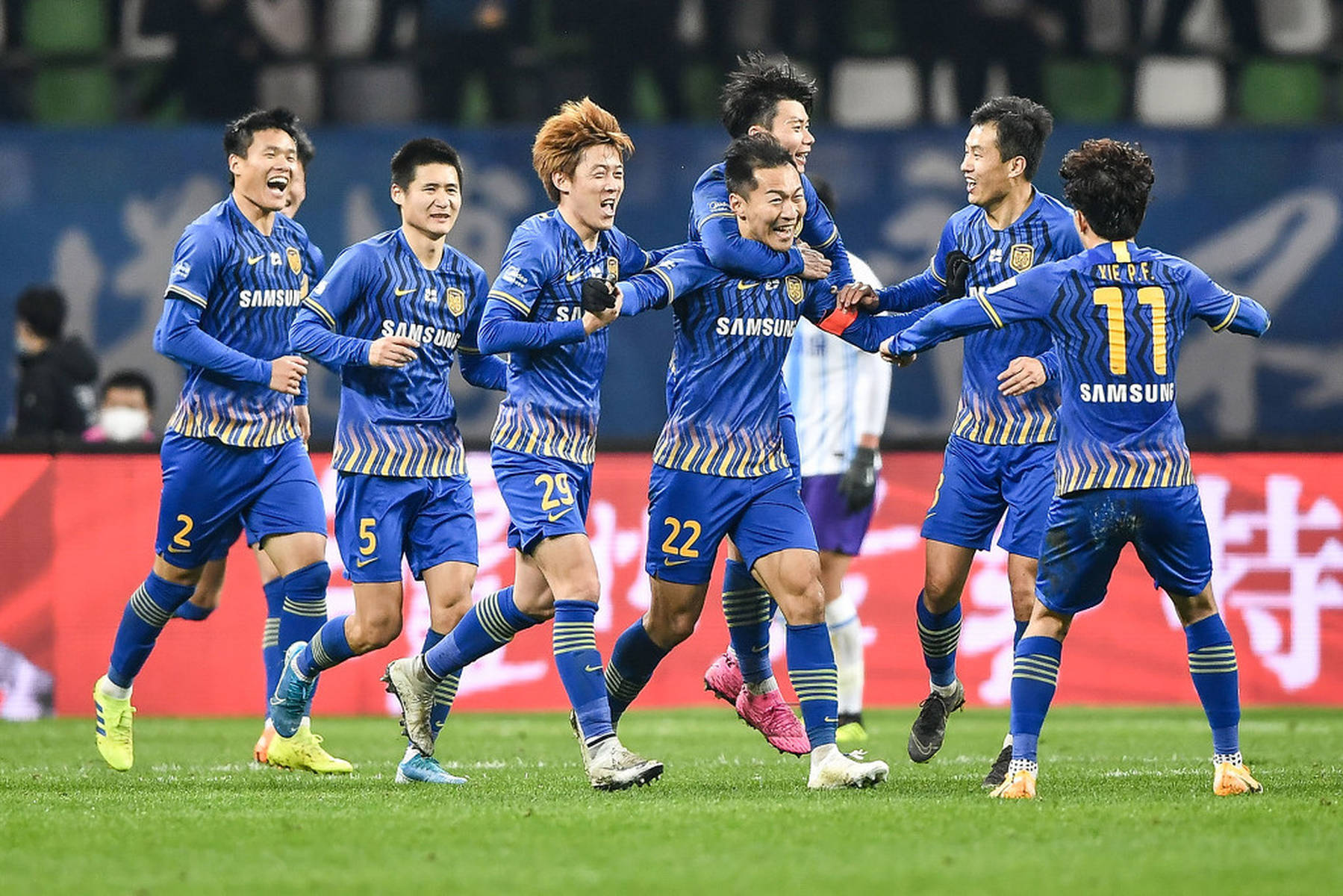 包含苏宁客场面对天津泰达，力争取得胜利的词条