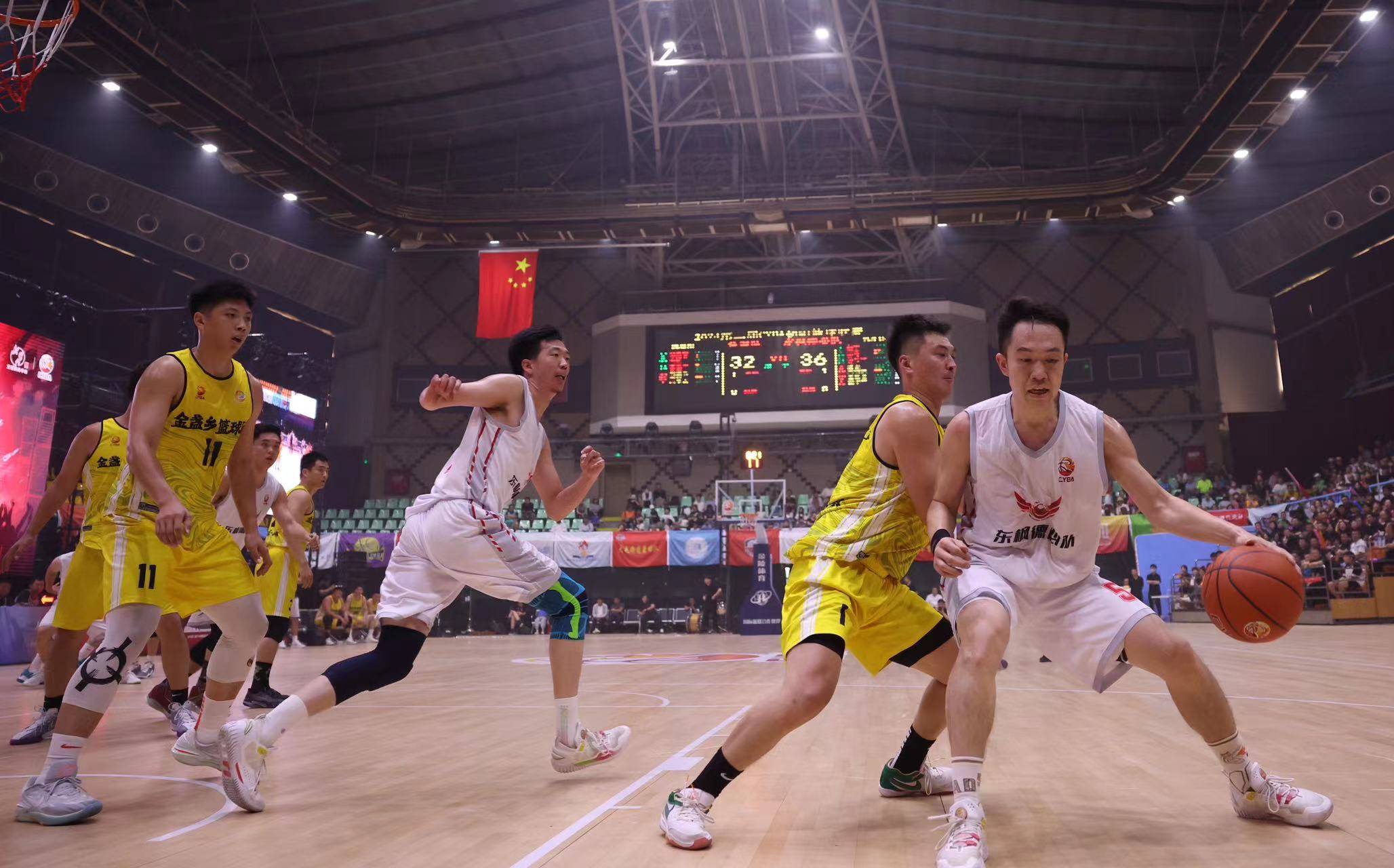 短兵相接的篮球比拼，谁才是最终胜者？