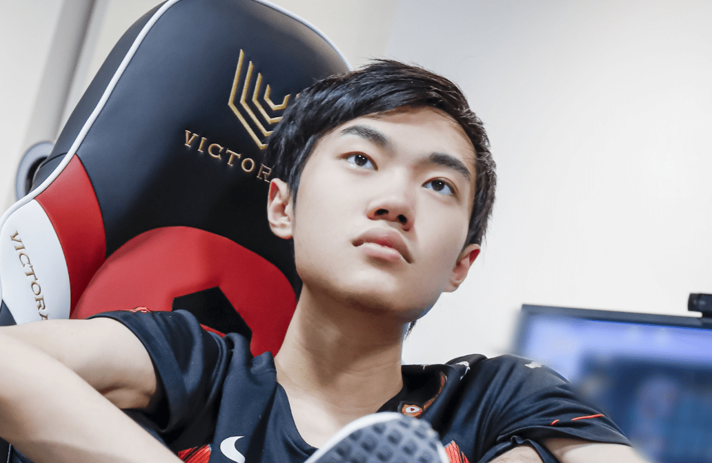 -紧张开局：比赛节奏紧凑，看点不断